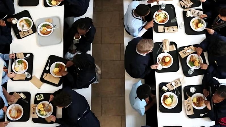 Metade dos docentes na Inglaterra observa alunos com transtornos alimentares