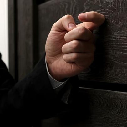 Empresas de água acionam oficiais de cobrança por dívidas de até £1.000