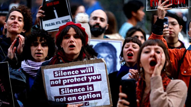 Uma em cada três mulheres da UE sofre violência, na maioria não denunciada