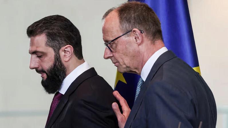 Merz informa Al Shara sobre retorno de 80% de refugiados sírios à Alemanha