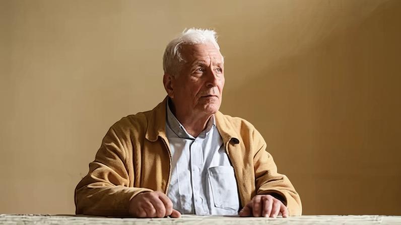 Exilados iranianos na Europa: entre queda do regime e preocupação com guerra