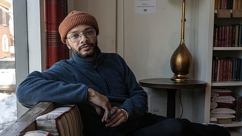 Viajante dos EUA relata detenção brutal em prisões venezuelanas