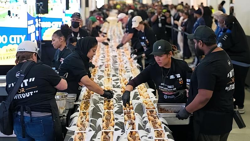 Aeroporto de Filadélfia estabelece recorde mundial com fila de cheesesteaks