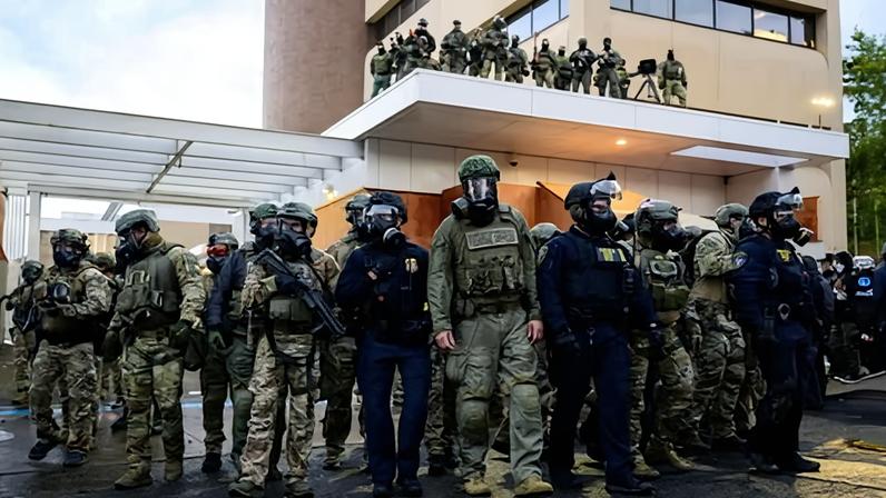 Agentes do ICE revelam cotas diárias de prisões e app de vigilância