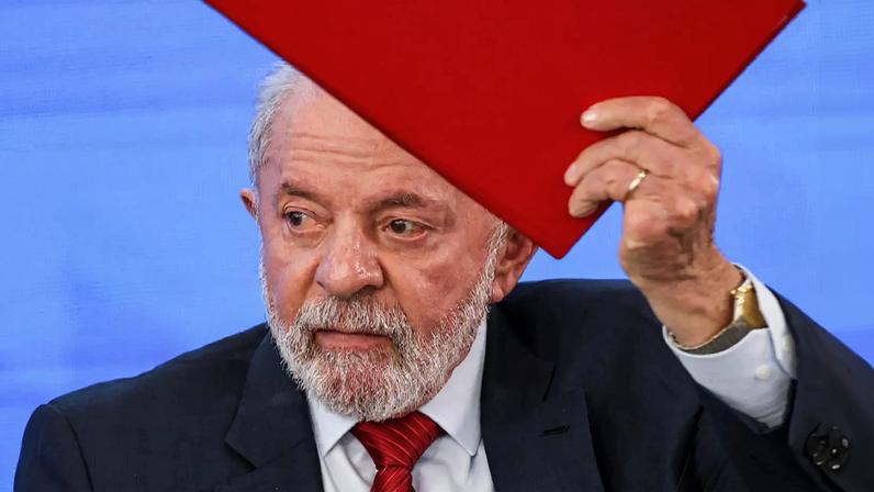 Mesmo com a criação de 43 medidas arrecadatórias, contas do governo seguem no vermelho por gastos excessivos (Foto: Marcelo Camargo/Agência Brasil)