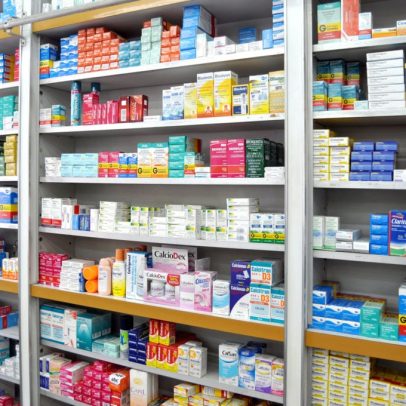 Supermercados podem vender medicamentos; entenda as regras