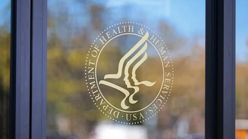 EUA investiga 13 estados que obrigam planos a cobrir aborto