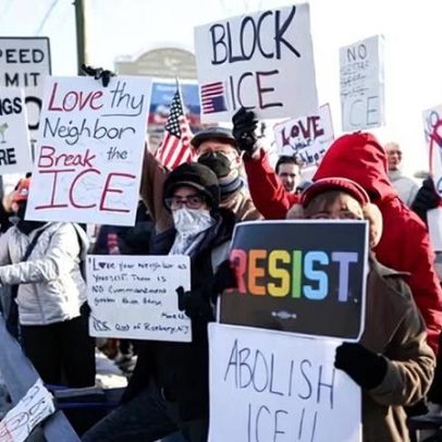 Metade dos americanos apoia abolir o ICE, aponta pesquisa sobre Trump