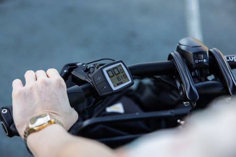 NSW revela leis para punir ebikes ilegais; Kate Chaney pressiona por ação