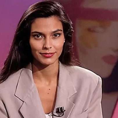 Valéria Monteiro surpreende ao aparecer com a filha em festa de teatro em SP