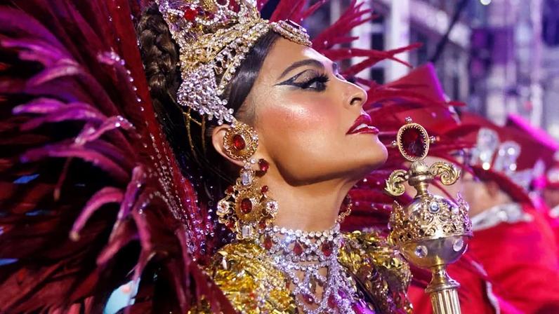 Juliana Paes deixa posto de Rainha de Bateria da Viradouro após Carnaval 2026