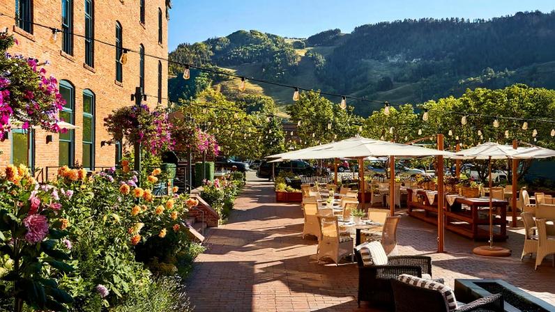 A ascensão das feiras de arte em destinos