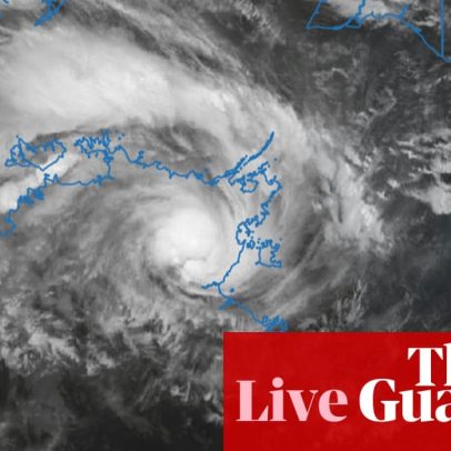 Ciclone tropical Narelle cruza a costa do NT como categoria três