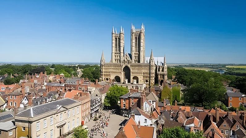The Reform UK administration in Lincolnshire has decided to scrap plans to become carbon neutral by 2050