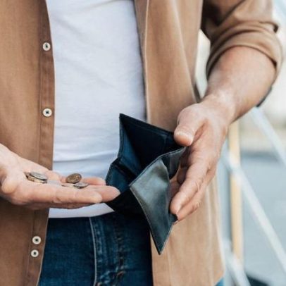 Como dizimar afeta fé, finanças e família