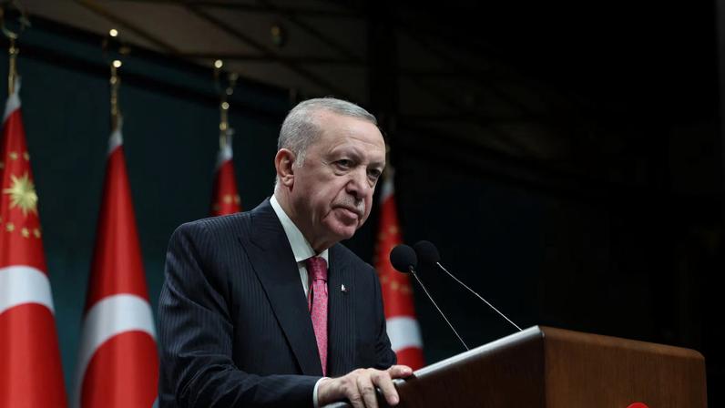 Erdogan afirma que guerra no Irã deve parar antes que a região seja arrastada