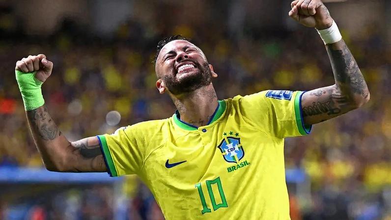 Vídeo mostra Neymar reagindo ao não ser convocado por Ancelotti