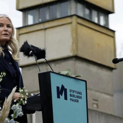 Princesa Mette-Marit afirma ter sido manipulada por Epstein