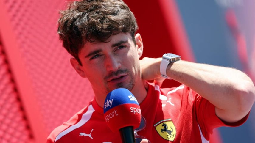 Charles Leclerc durante treino livre no GP da Austrália (Foto: Martin KEEP / AFP)