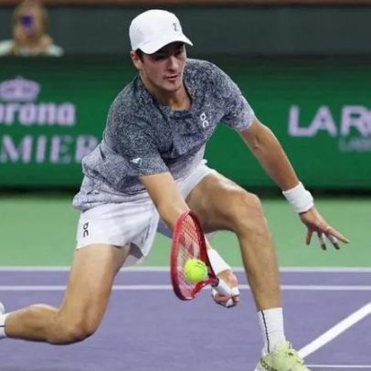 João Fonseca enfrenta Jannik Sinner nas oitavas de Indian Wells