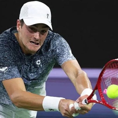 Atuação de João Fonseca contra Sinner ganha repercussão mundial