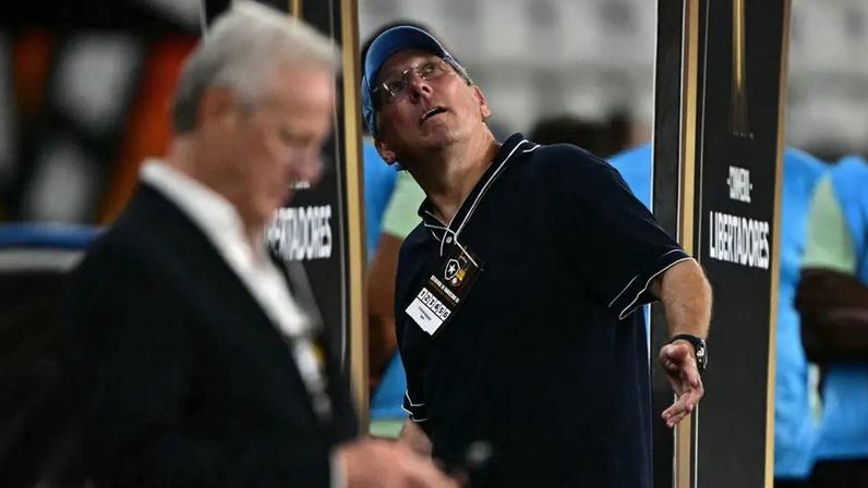 John Textor comanda a SAF do Botafogo (Foto: Pablo Porciuncula/AFP)