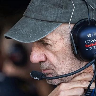 Aston Martin enfrenta pressão e avalia mudança no comando da equipe