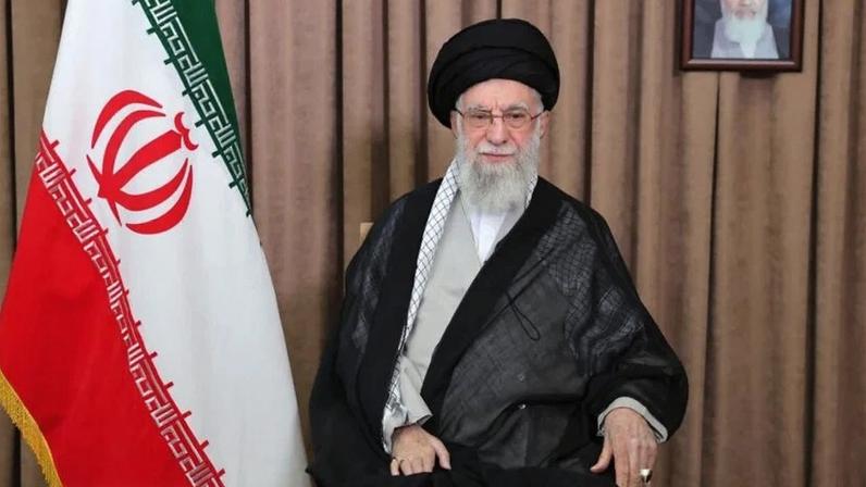 Irã confirma falecimento do Líder Supremo Khamenei em ataques EUA e Israel