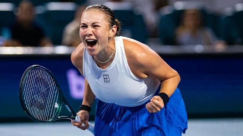 Anisimova se surpreende com mural de si própria no Miami Open