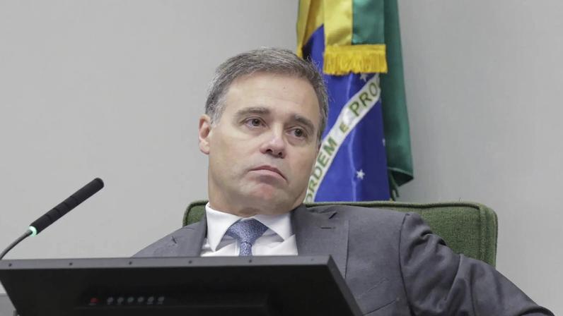 PF: CPMI do INSS reintroduziu dados sigilosos após proibição de Mendonça