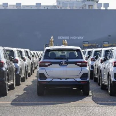 Vendas da Toyota caem diante da pressão dos elétricos na China e demanda fraca no Japão