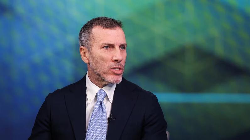 CEO da Telecom Italia afirma necessidade de escala após proposta de aquisição