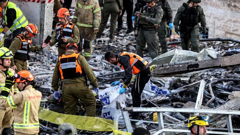 Pelo menos nove mortos em Israel após ataque de míssil iraniano a abrigo