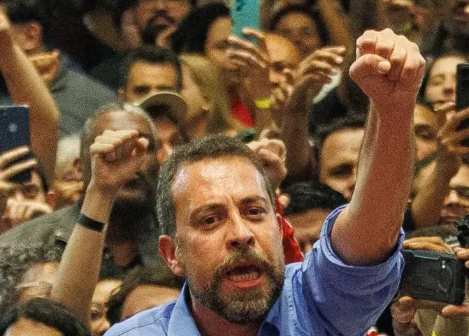 O ministro-chefe da Secretaria da Presidência da República, Guilherme Boulos. (Foto: Isaac Fontana / Efe)