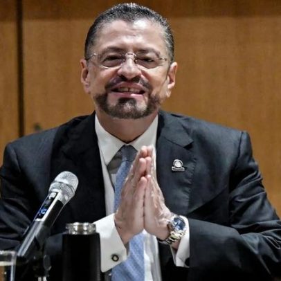 Costa Rica encerra embaixada em Cuba e defende limpeza do hemisfério de comunistas