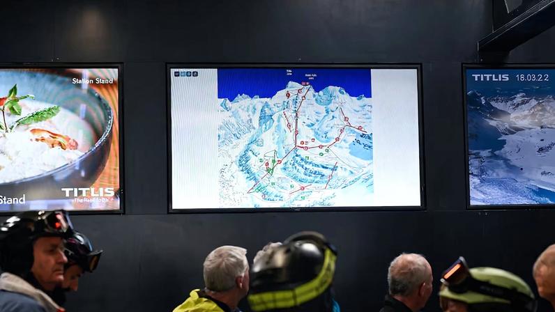 The scene after a gondola crashed in Engelberg