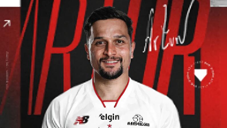 Artur foi anunciado na noite deste sábado (Foto: Reprodução/ São Paulo)