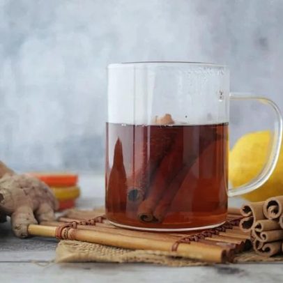 Chás com gengibre e limão: 3 opções termogênicas para o outono