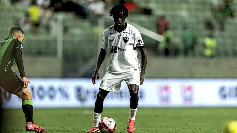 Cissé ganha minutos no Atlético-MG e Domínguez pede paciência