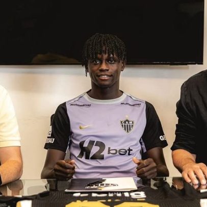 Atlético-MG renova contrato do jovem volante Cissé
