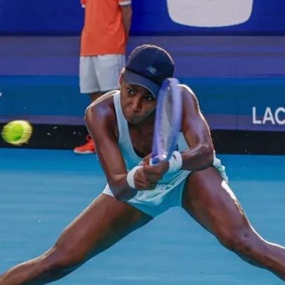Gauff aponta ajustes táticos e no saque após virada
