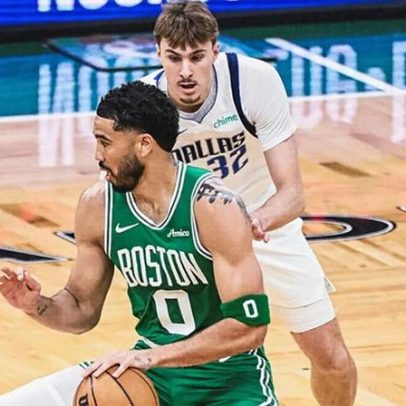 Celtics vencem Mavericks com retorno de Jayson Tatum após quase um ano
