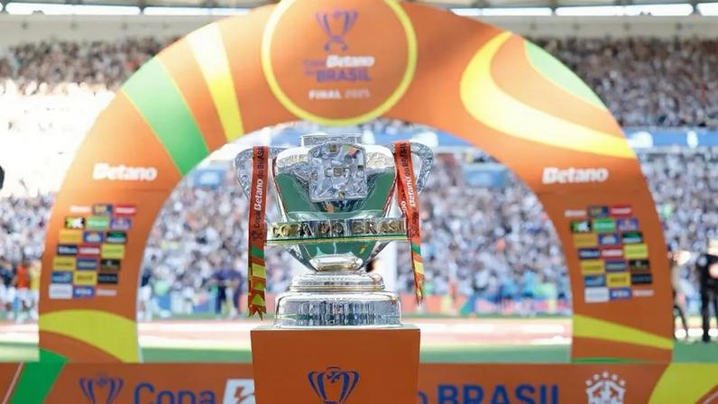 Troféu da Copa do Brasil (Foto: Rafael Ribeiro/CBF)