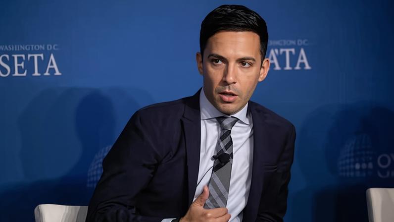 Ali Vaez: Trump iniciou uma guerra que não pode terminar