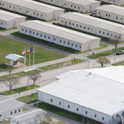 Romênia analisará pedido dos EUA para usar base aérea local em operações com Irã