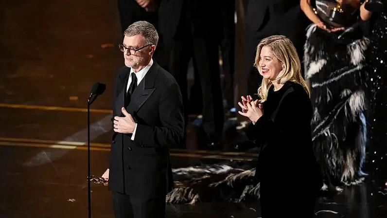 Paul Thomas Anderson - "Uma batalha atrás da outra" venceu seis prêmios na noite de domingo, incluindo Melhor Fotografia