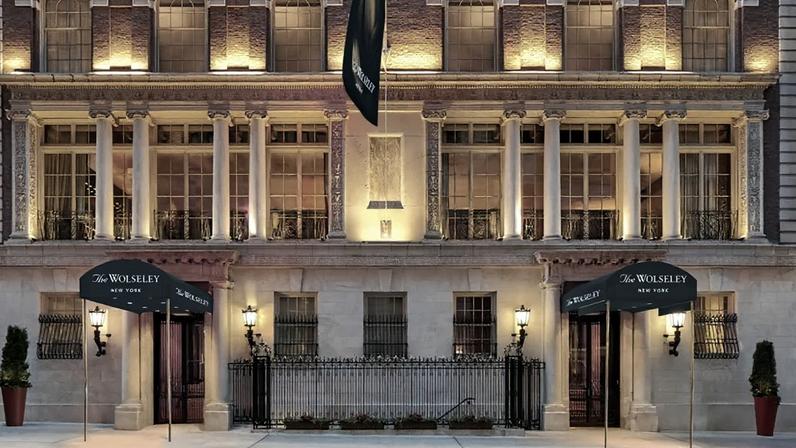Projeção de como será o Wolseley Hotel New York, localizado no distrito teatral de Manhattan, com inauguração prevista para o início de 2027