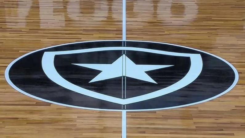 Piso do ginásio Oscar Zelaya, do Botafogo (Foto: Divulgação)