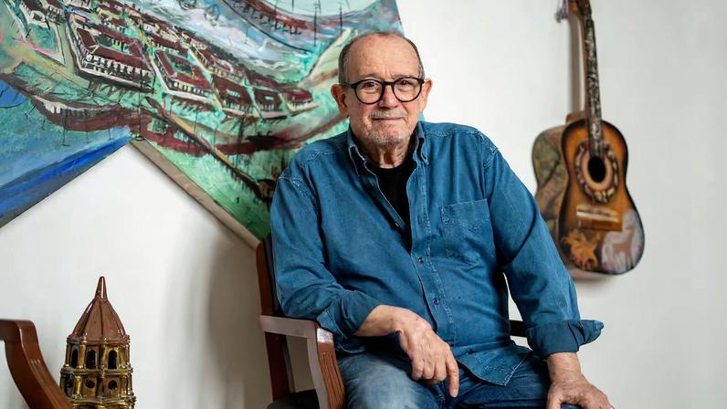 Silvio Rodríguez en los estudios Ojalá en La Habana, el 25 de marzo.