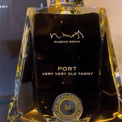 Vinho do Porto de 150 anos é lançado em Portugal